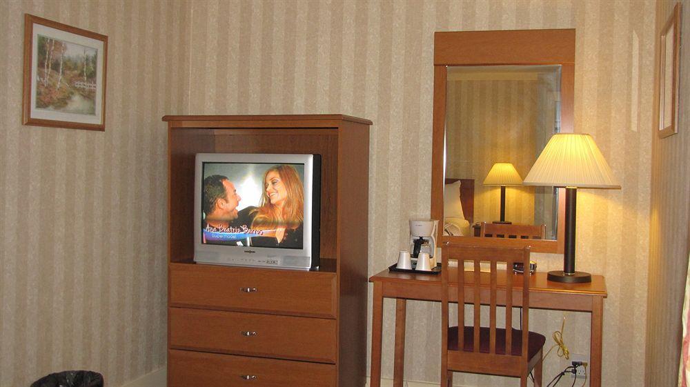 Mt. Madison Inn & Suites กอแรม ภายนอก รูปภาพ