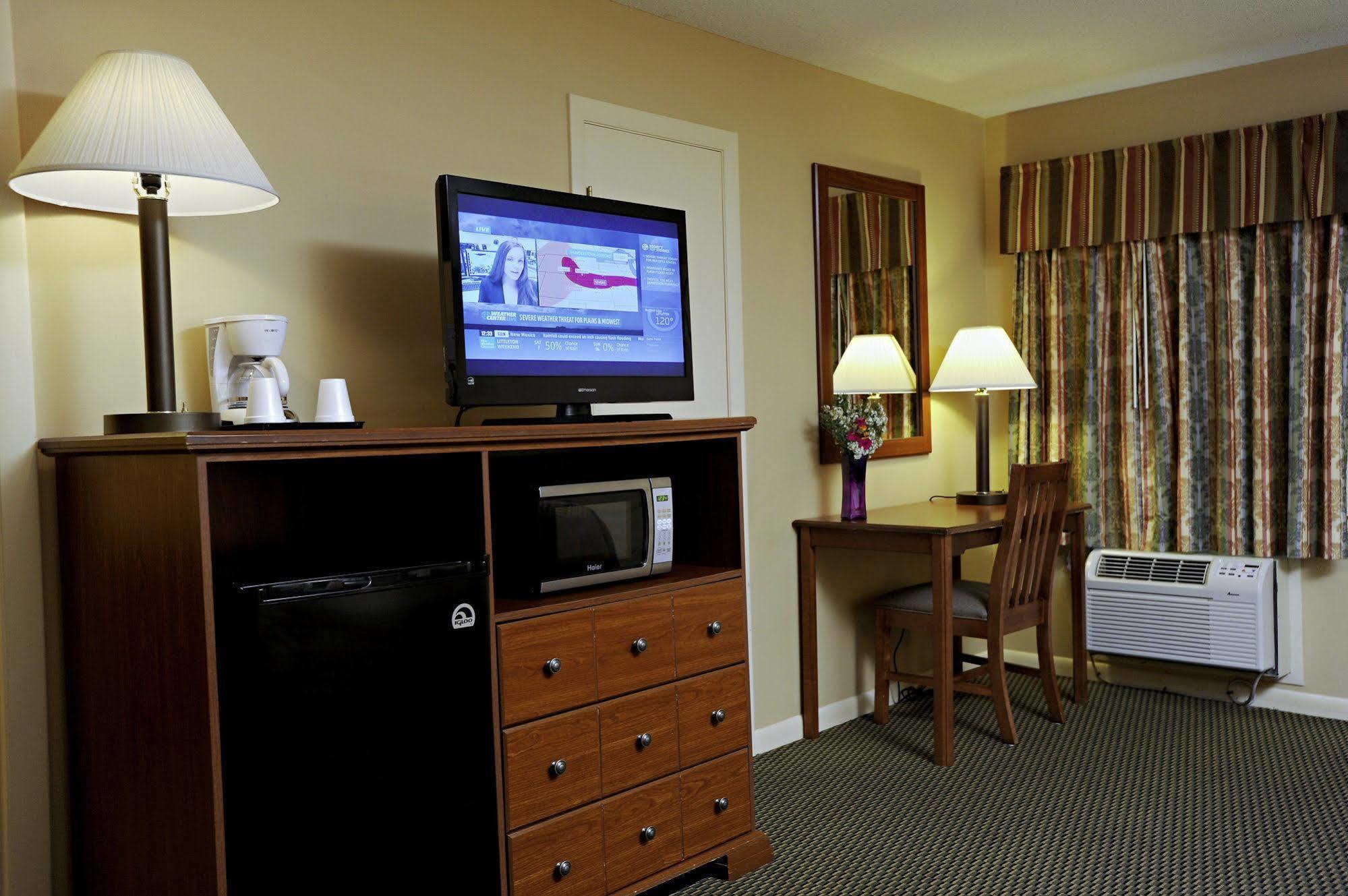 Mt. Madison Inn & Suites กอแรม ภายนอก รูปภาพ