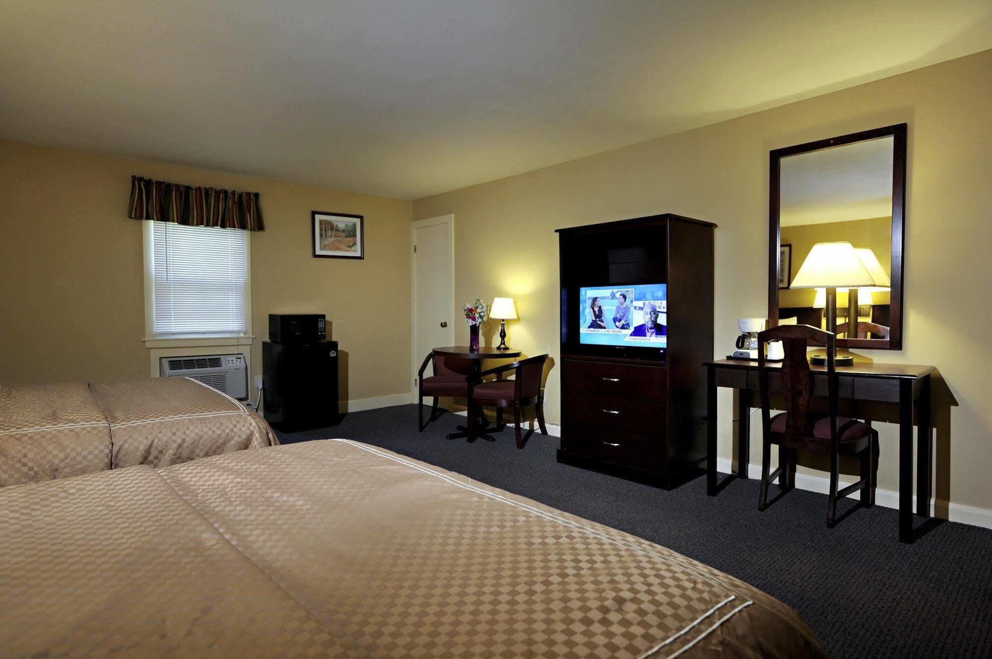Mt. Madison Inn & Suites กอแรม ภายนอก รูปภาพ