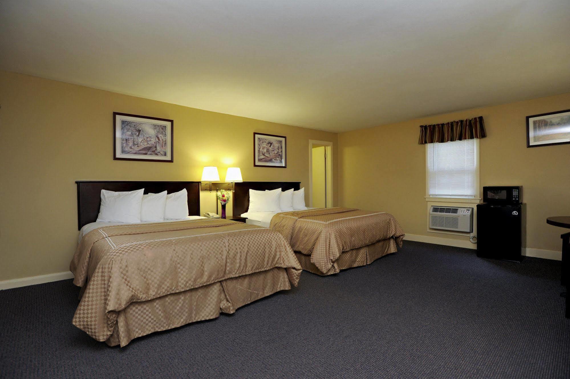 Mt. Madison Inn & Suites กอแรม ภายนอก รูปภาพ